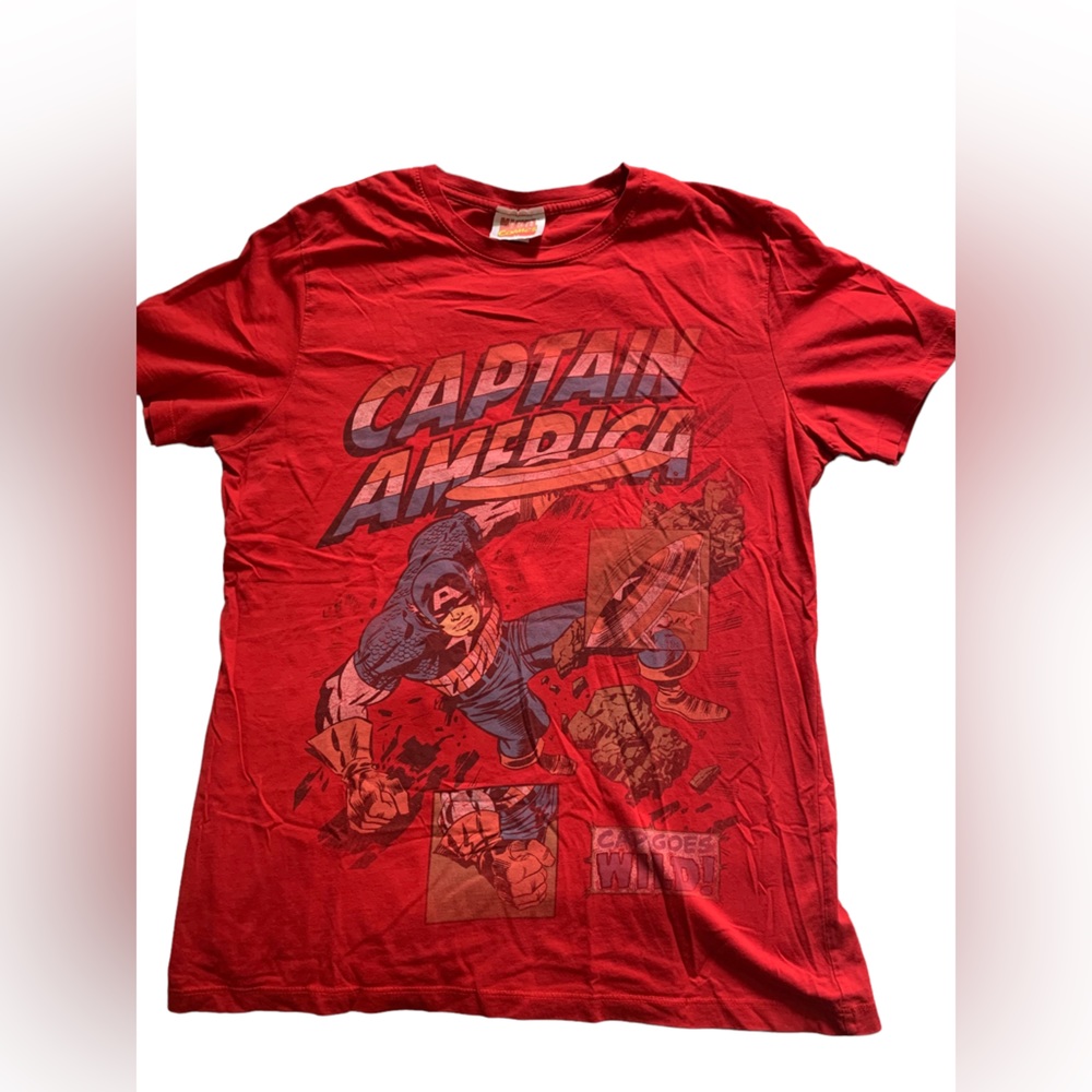 Vintage Captain American shirt